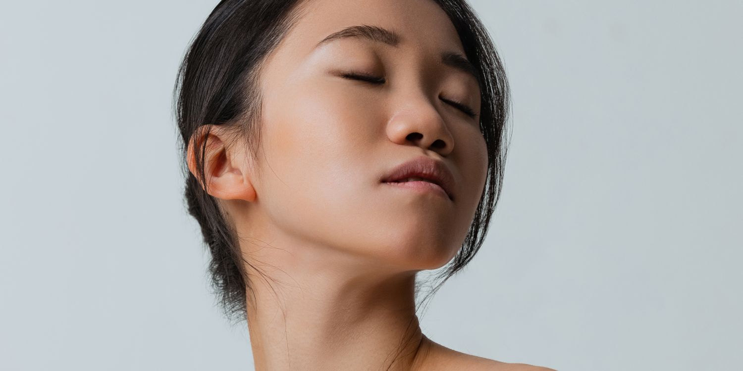 TirTir’s Mask Fit Red Foundation Blurs Imperfections
