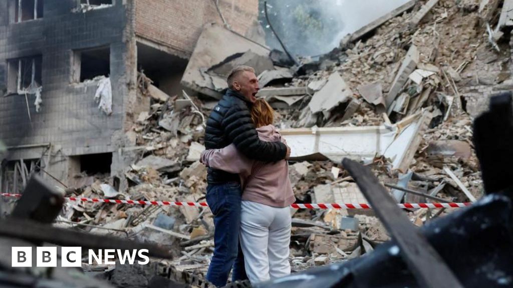 At least 15 killed and dozens were injured in Russian strike on Kyiv