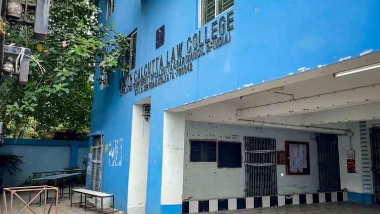 NCW Chairperson Writes To Bengal Chief Secy, Seeks Urgent Action In Law College Rape Case