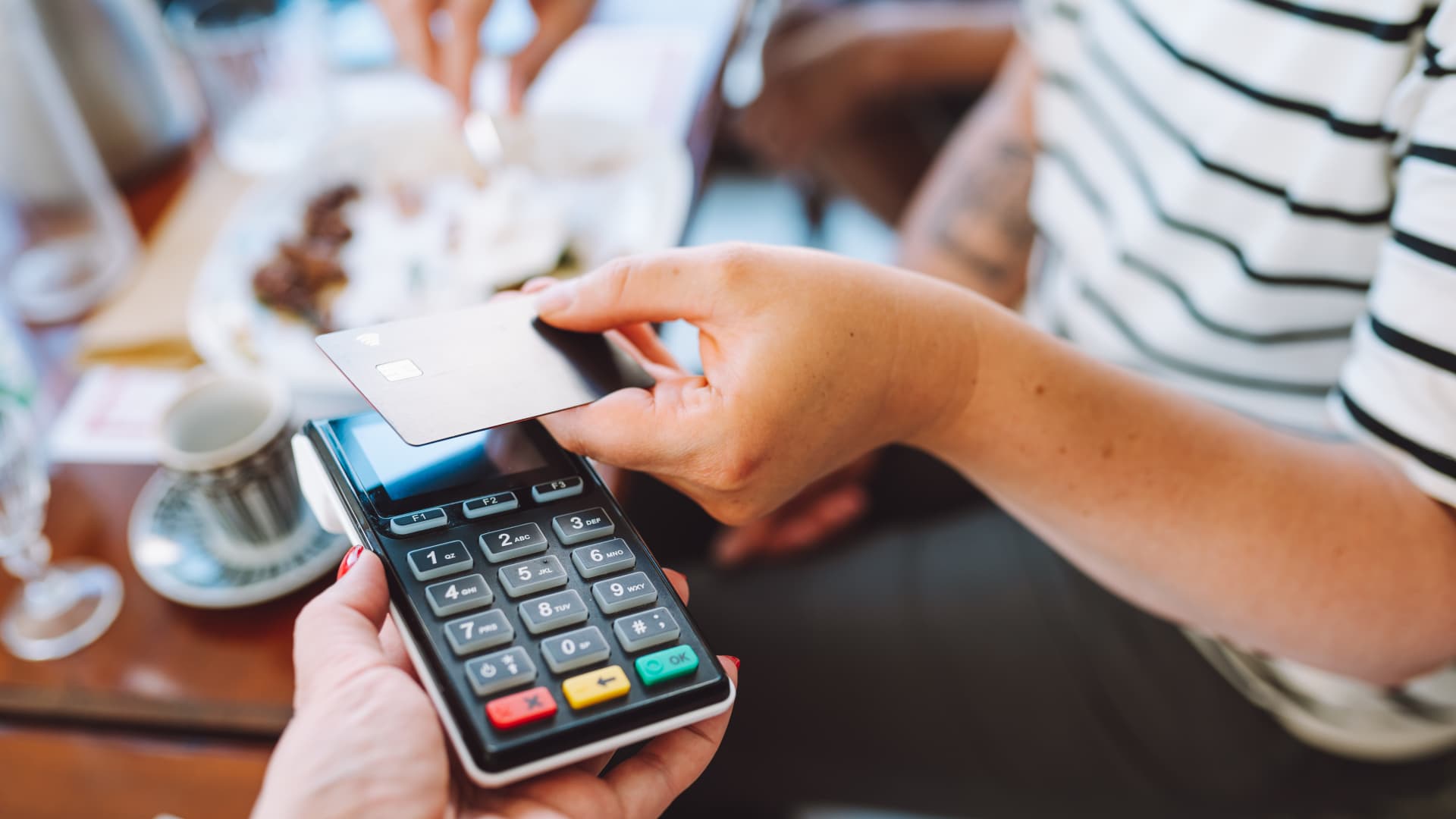 How credit cycling works and why it’s risky