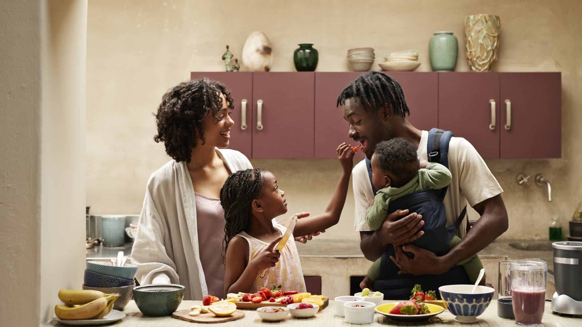 How much money a family of four needs to live comfortably in all 50 states