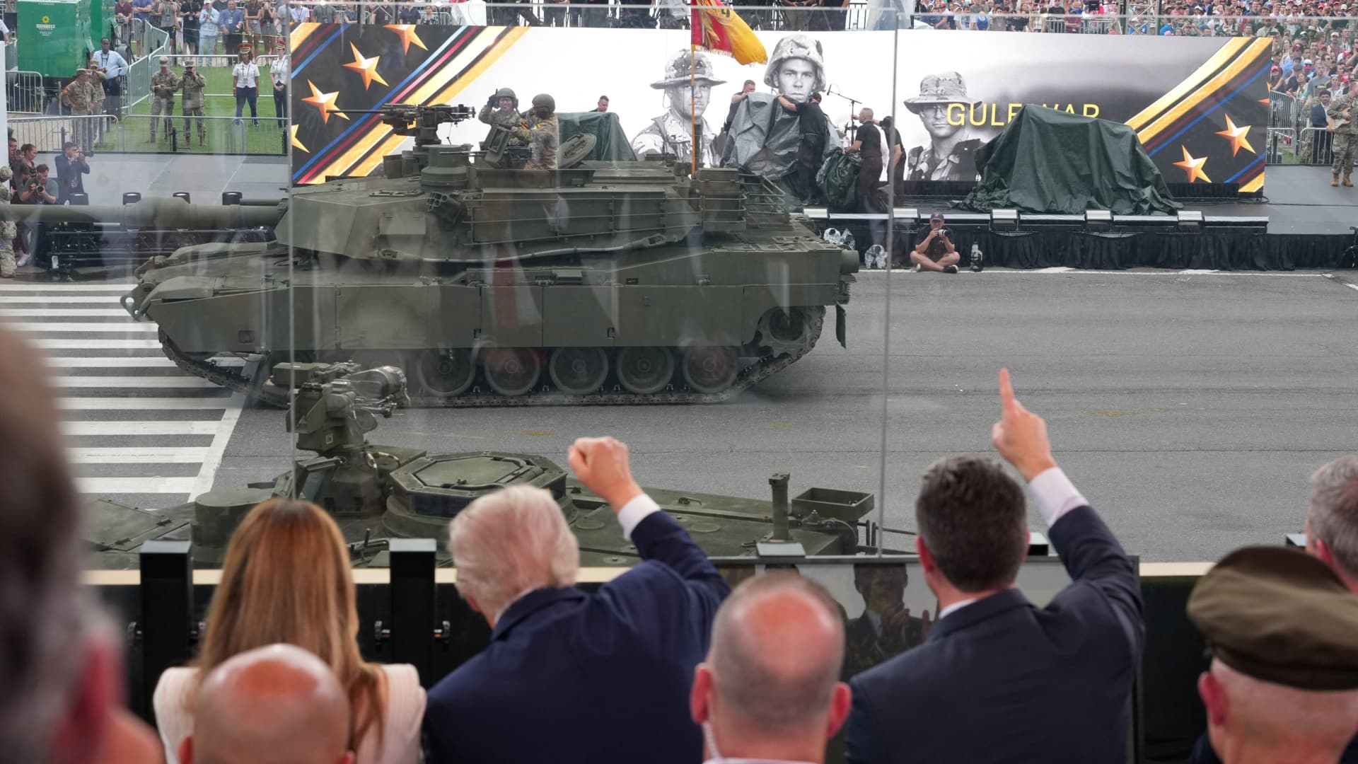 Army cuts costs, rethinks policy to move faster on new tech
