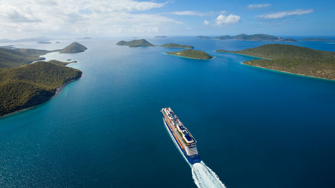 11 Best Cruise Lines for Solo Travelers