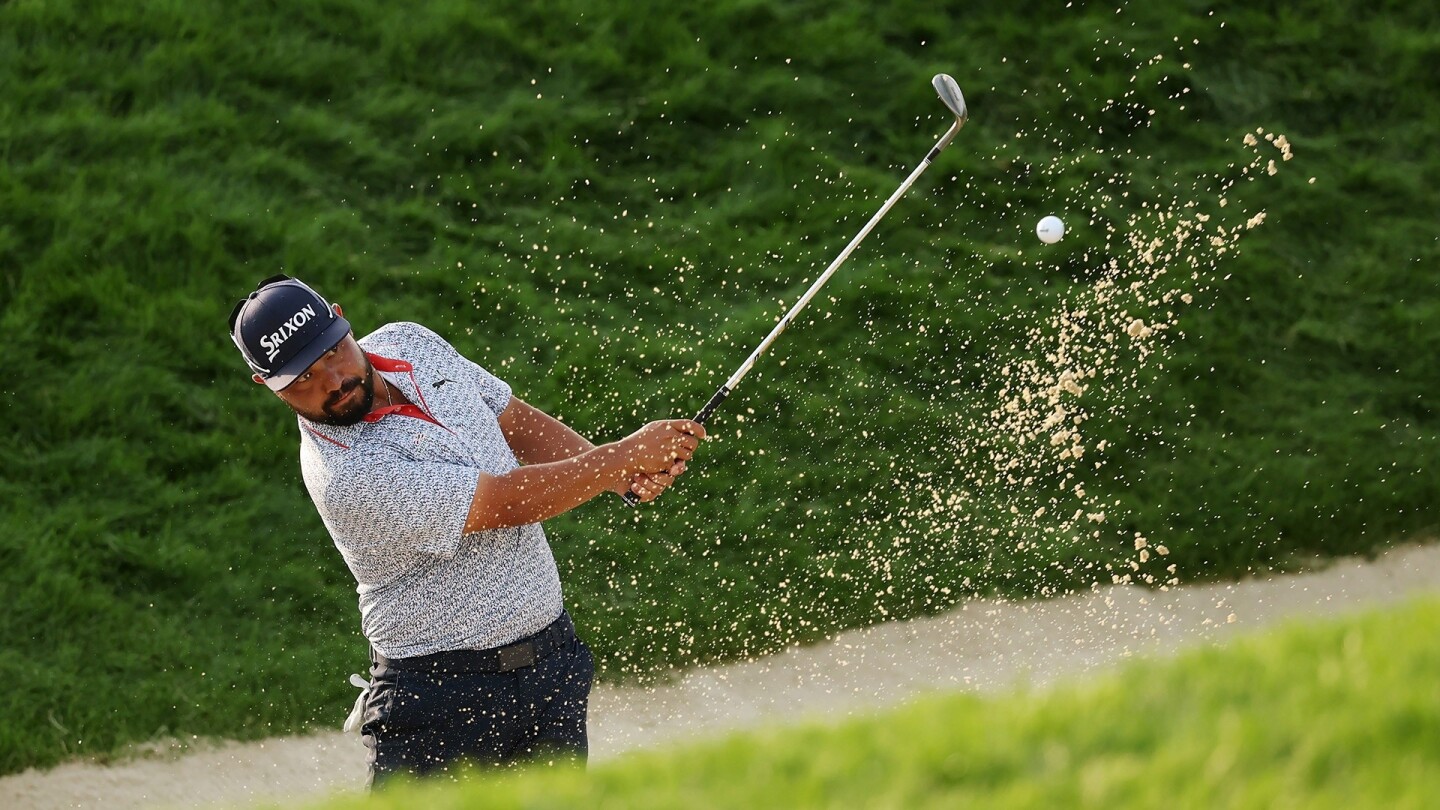 JJ Spaun a US Open at Oakmont Country Club contender on Sunday