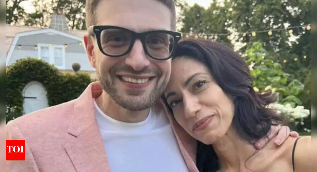 ‘Wedding of liberal royalty’: Alex Soros marries Hillary Clinton’s ex-aide Huma Abedin