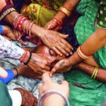 मिथुन चक्रवर्ती का 25 साल छोटी एक्ट्रेस संग इंटिमेट सीन, हीरोइन हो गई आगबबूला