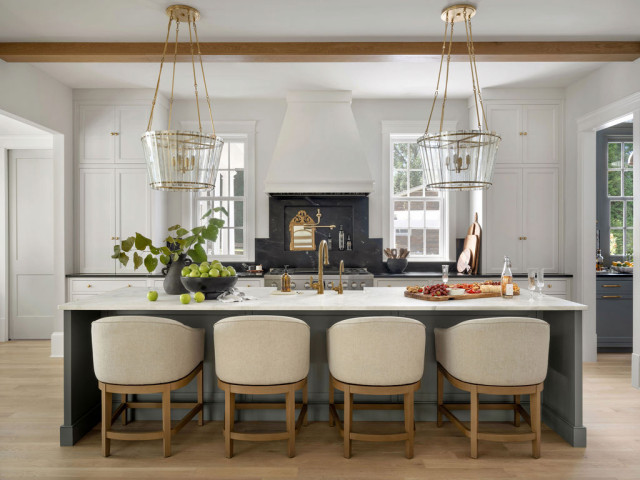 Greek Revival Meets Southern Hospitality