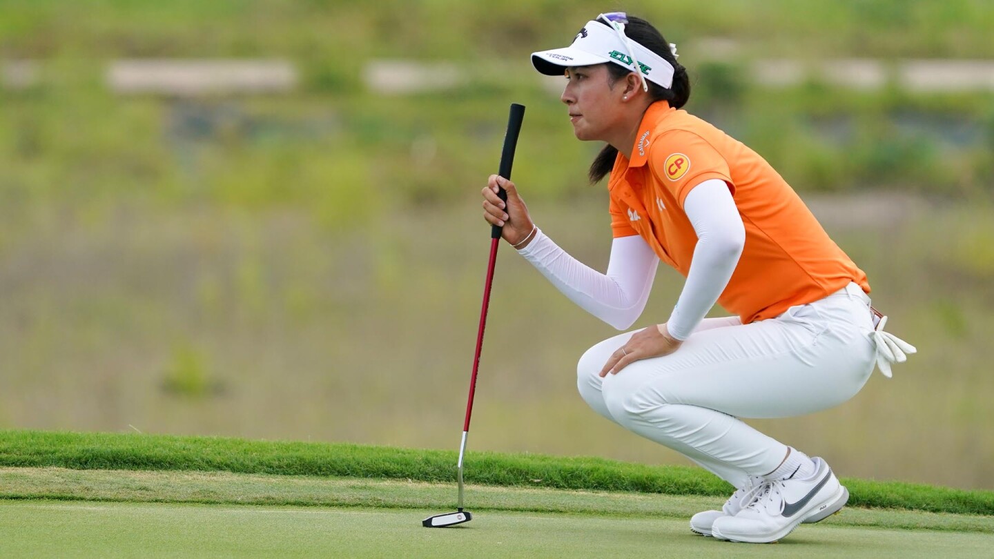 Jeeno Thitikul takes KPMG Women’s PGA lead with putter ‘on fire’ in Round 1