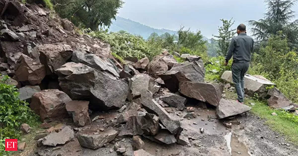 ‘Red alert’ for downpour in Himachal, Shimla-Kalka rail line shut after overnight rains