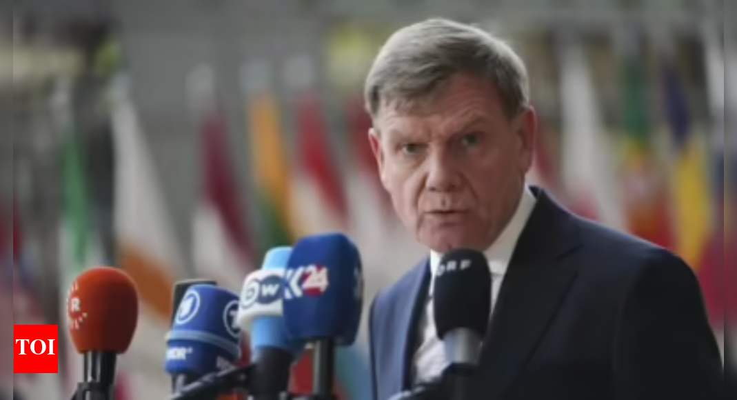 German foreign minister visits Kyiv, pledges continued support for Ukraine
