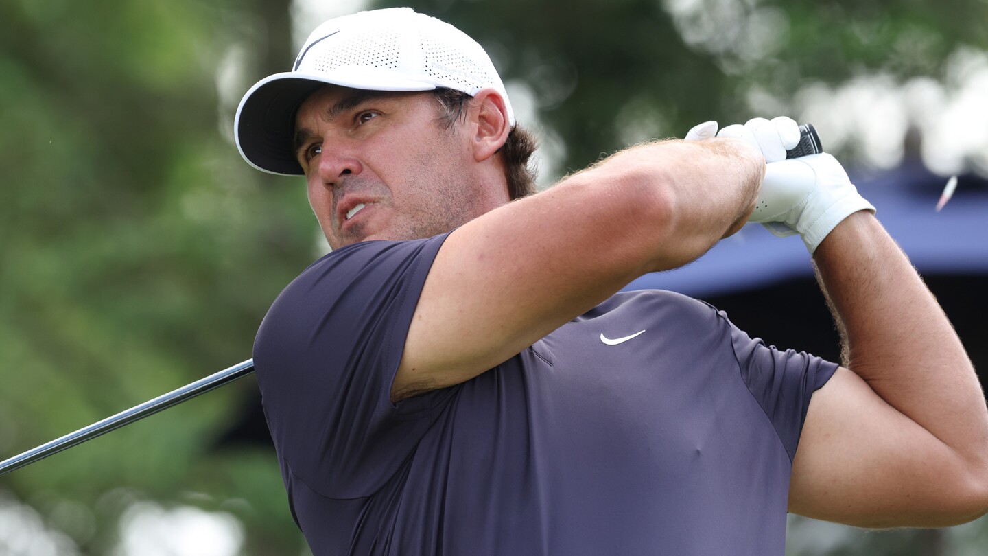 Collin Morikawa media Padraig Harrington US Senior Open player tee tantrums