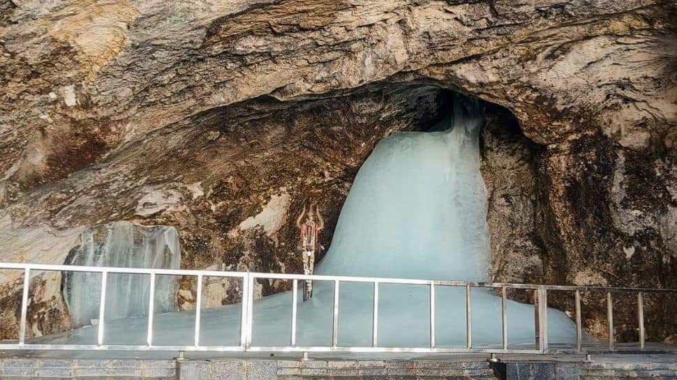 Amarnath Yatra On High Alert: Pilgrims Limited To Security Convoys After Pahalgam Attack | India News