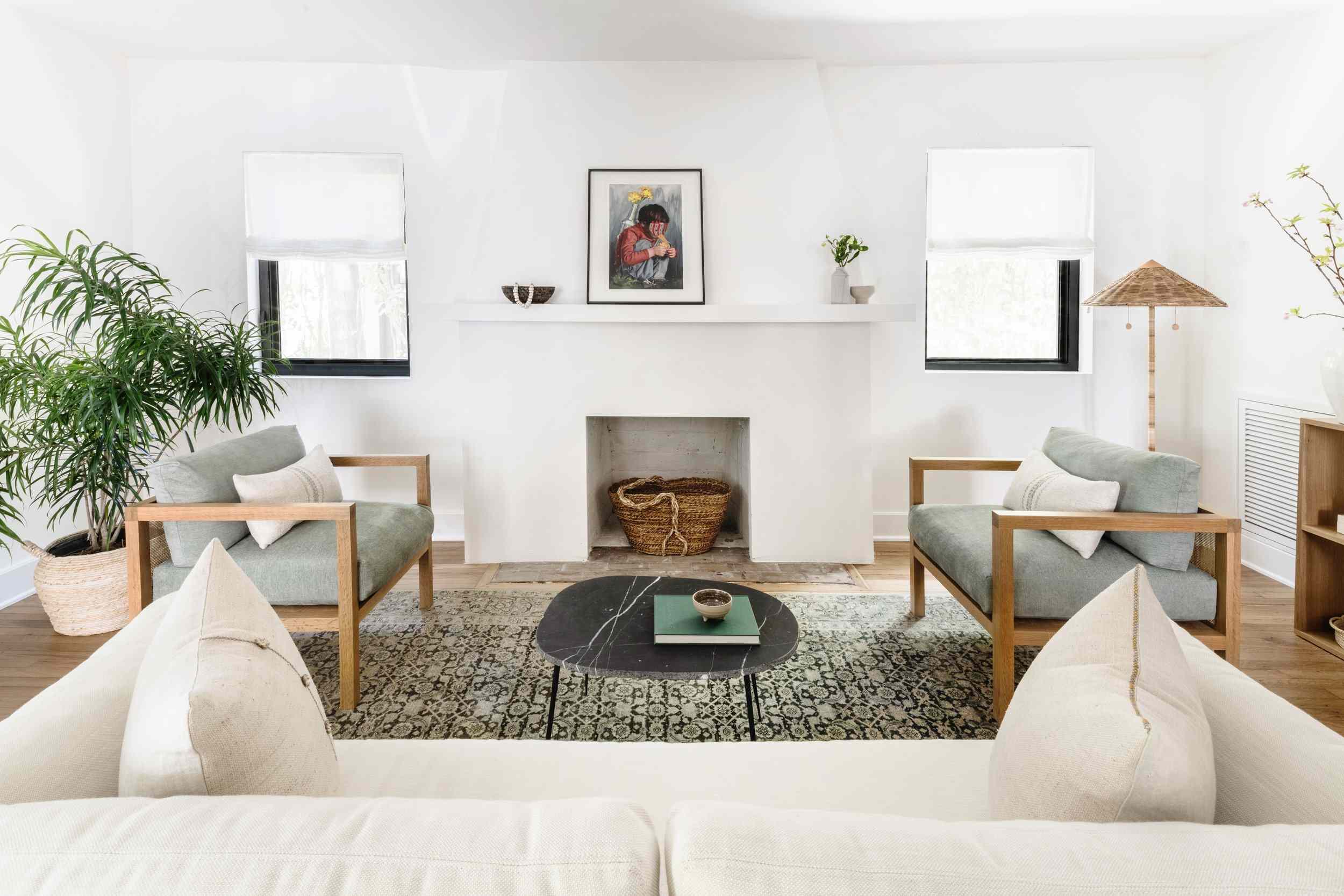7 Tips for Styling a Long Living Room, Straight From Designers