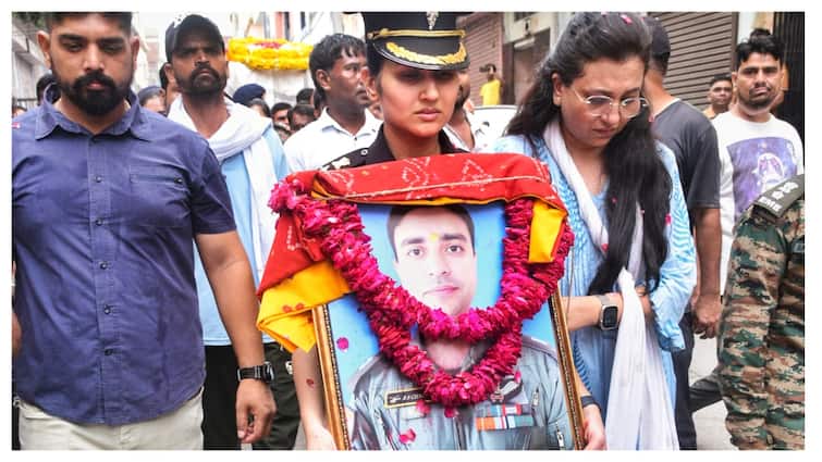 Pilot’s Mother Dies 13 Days After His Death In Kedarnath Crash
