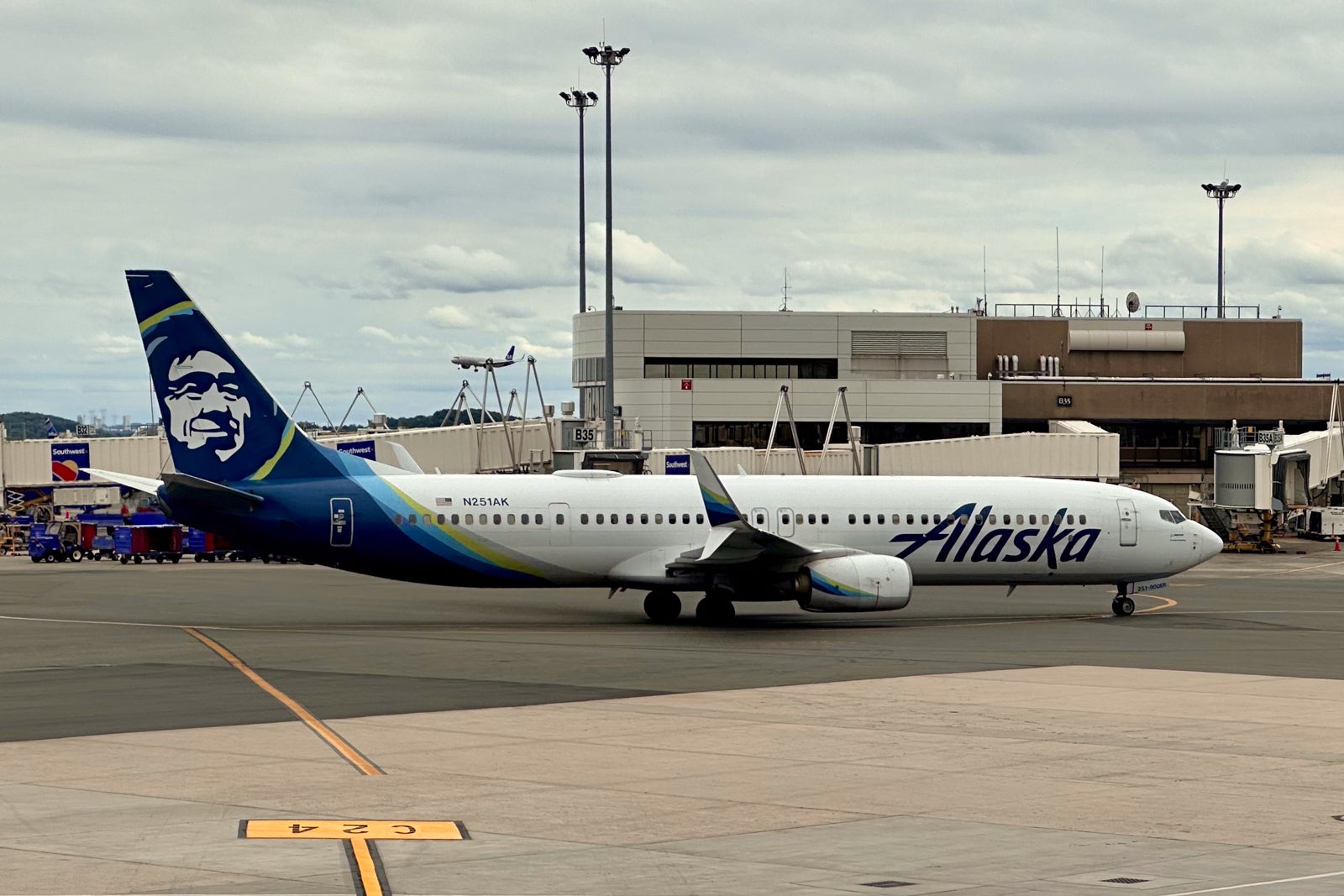 Last chance: Transfer Amex points to Hawaiian Airlines (and Alaska Airlines) by June 30