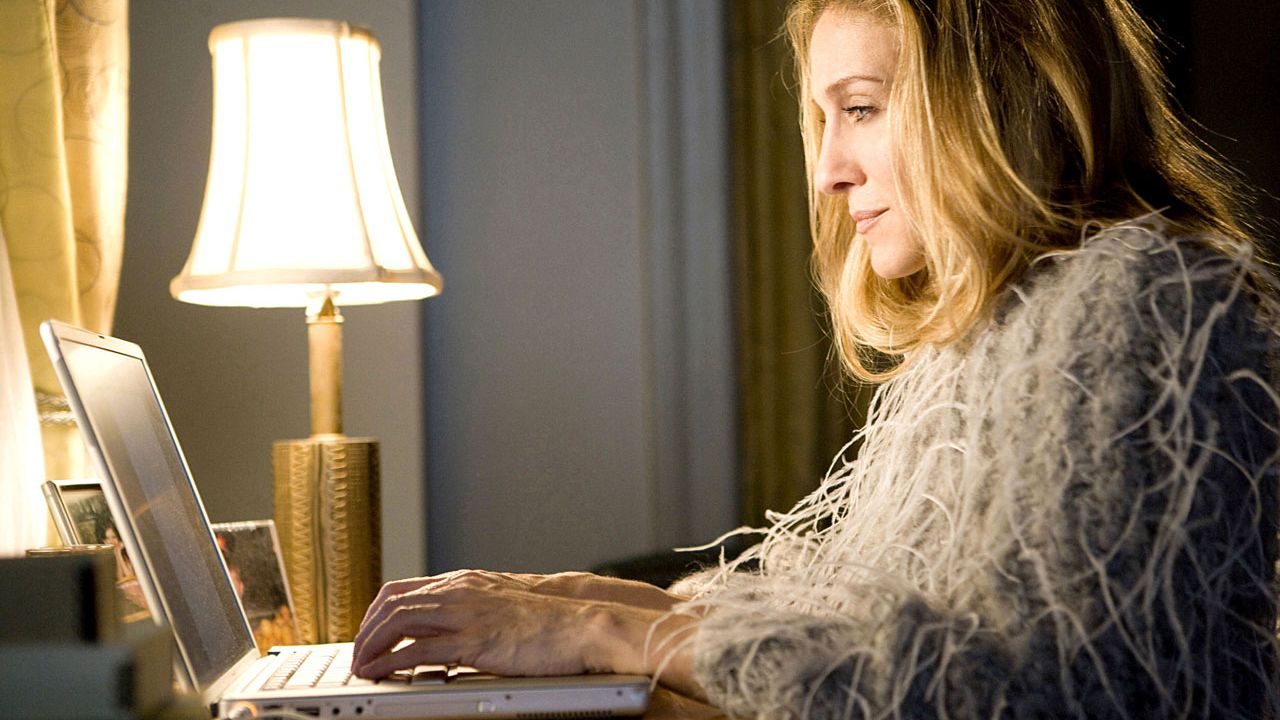 An Ode To Carrie Bradshaw’s Laptop, My Favourite ‘Sex And The City’ Character