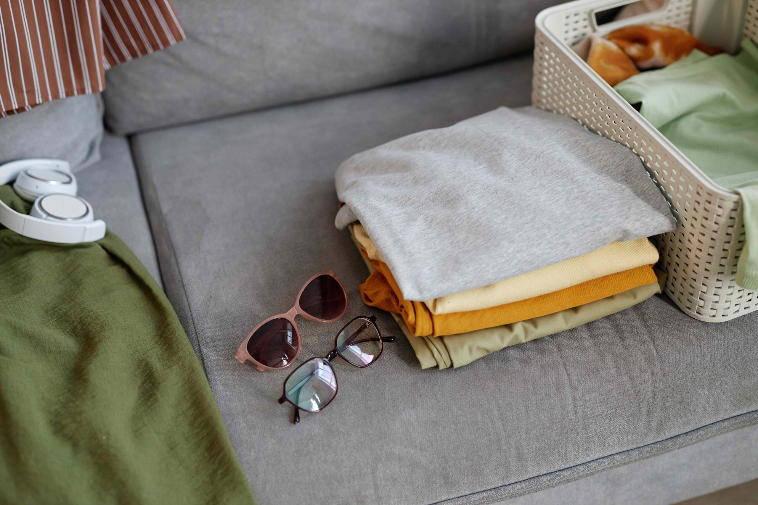 6 Things Minimalists Throw Out Every Summer for a Tidier Home