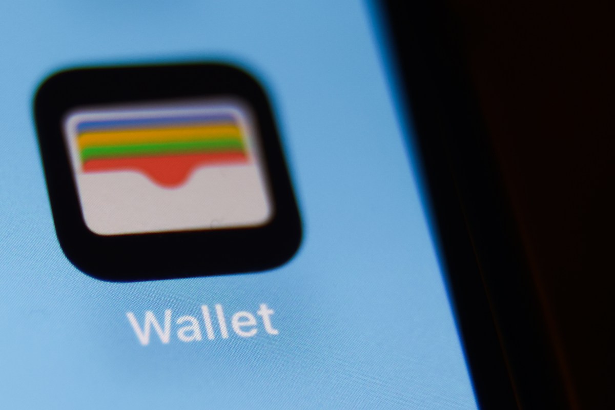 iPhone customers push the F1 movie troubled by apple wallet advertising