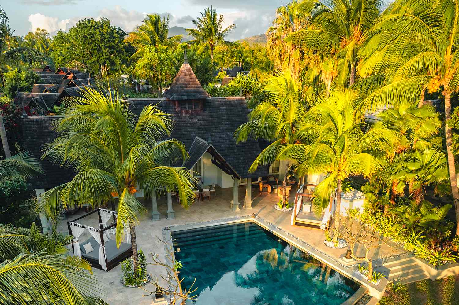 Maradiva Villas Resort & Spa