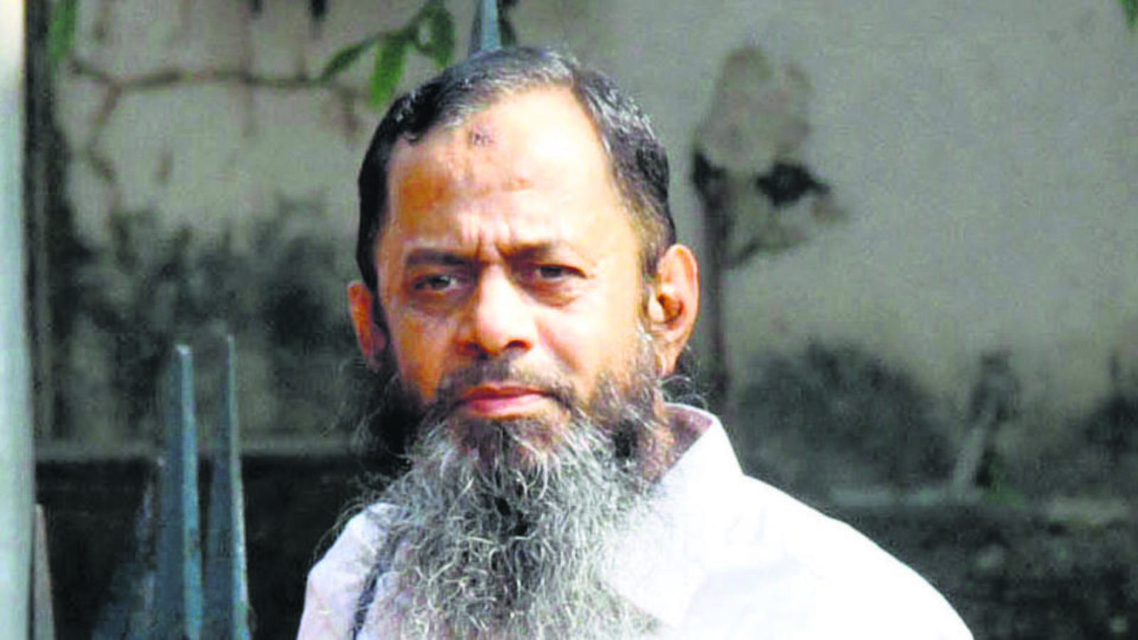 ISIS Terror Suspicious Saquib Nachan dies in the hospital. Mumbai News