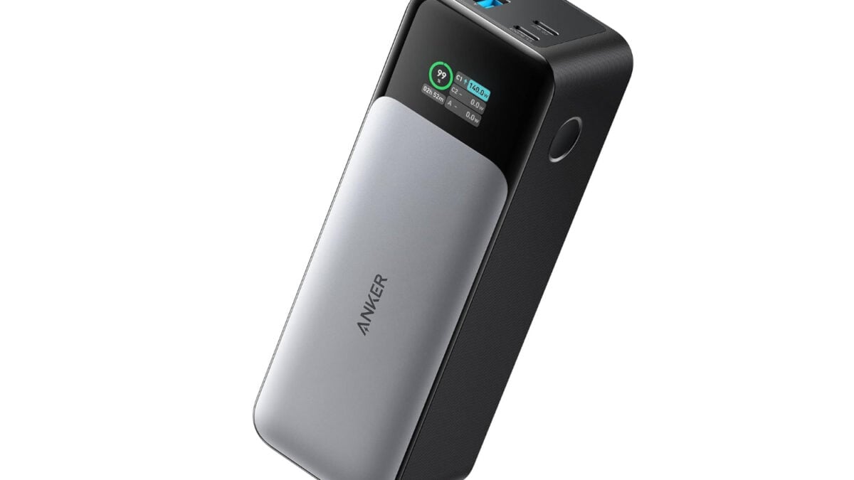 If You Own a Phone and a Laptop, This 24,000mAh Power Bank at 40% Off Replaces All Your Cables