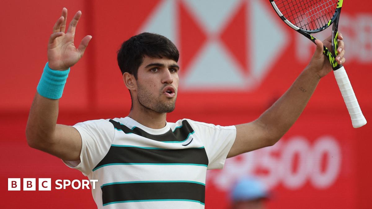 Queen’s 2025: Carlos Alcaraz labours to victory over Jaume Munar in three hours 26 minutes to reach quarter-finals