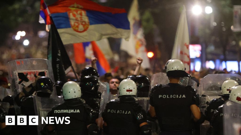Serbia police asked for the initial election with protesters