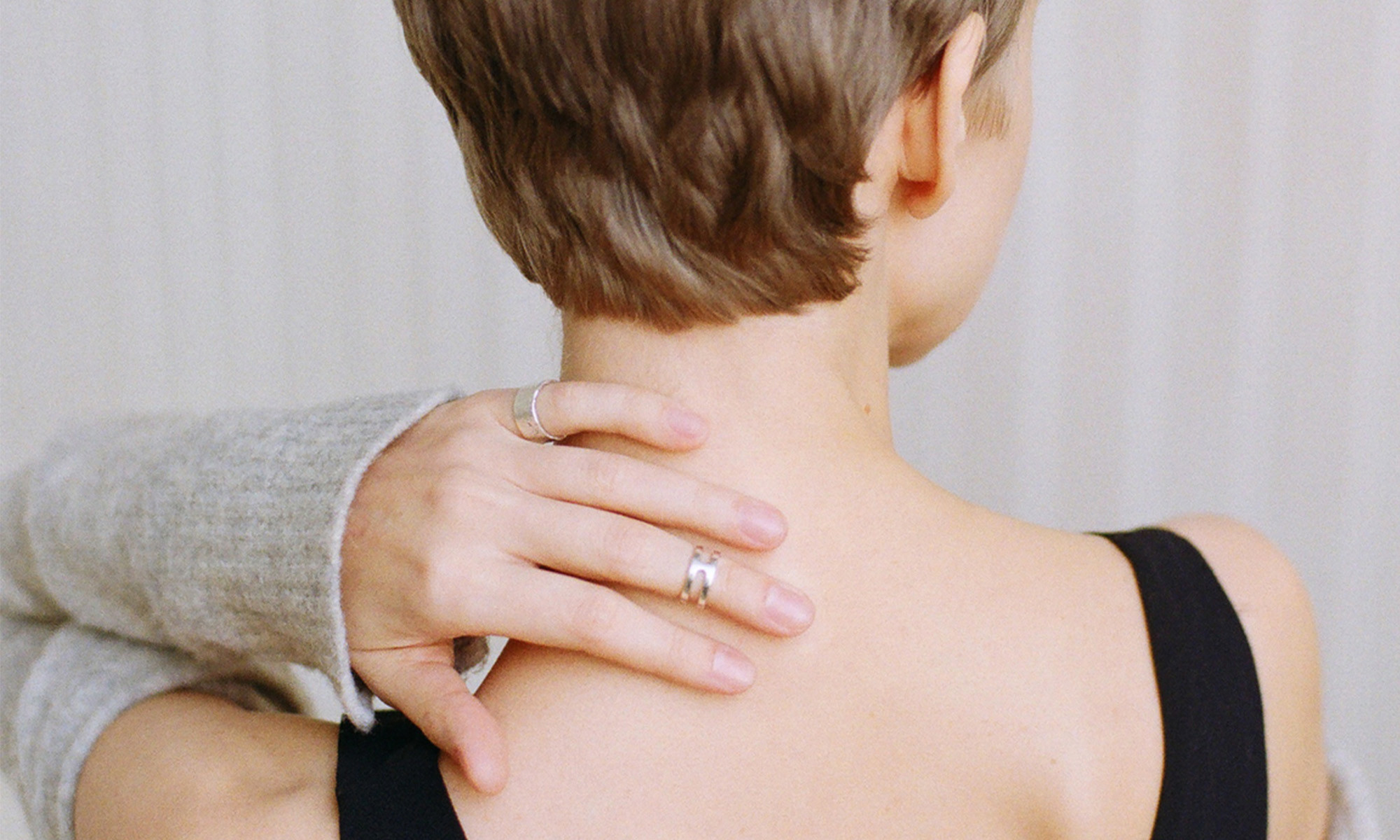 Is It Bad To Crack Your Back? A Chiropractor Explains