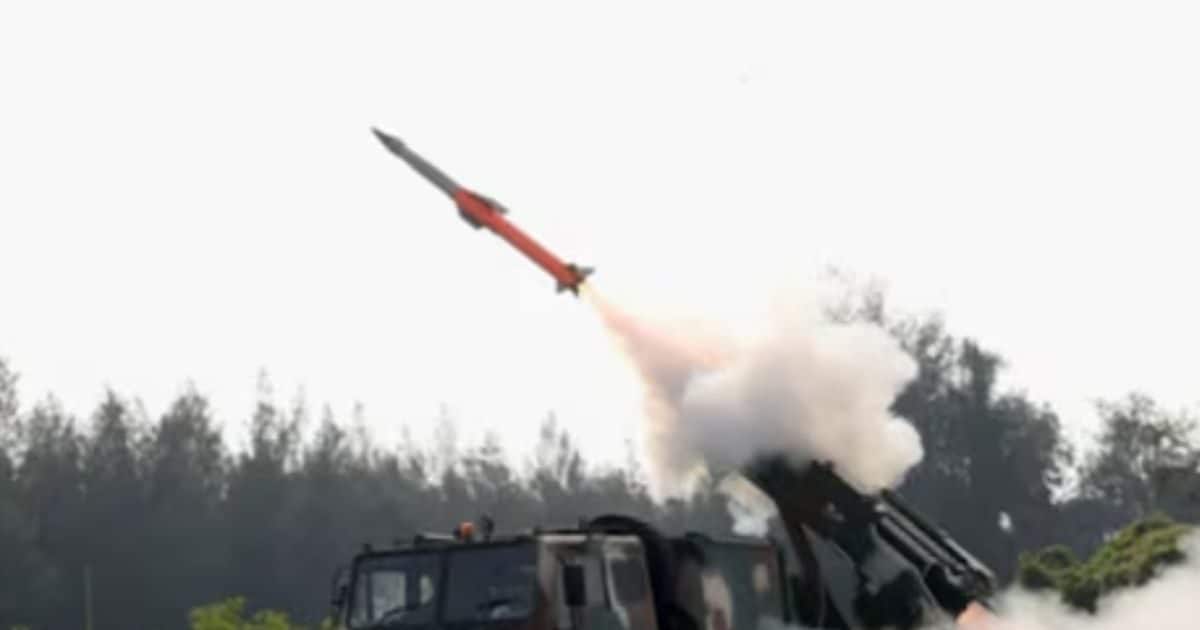 Defence Stocks: डिफेंस स्टॉक्स के निवेशकों की बल्ले-बल्ले! इजरायल-ईरान तनाव बना मुनाफे का मौका