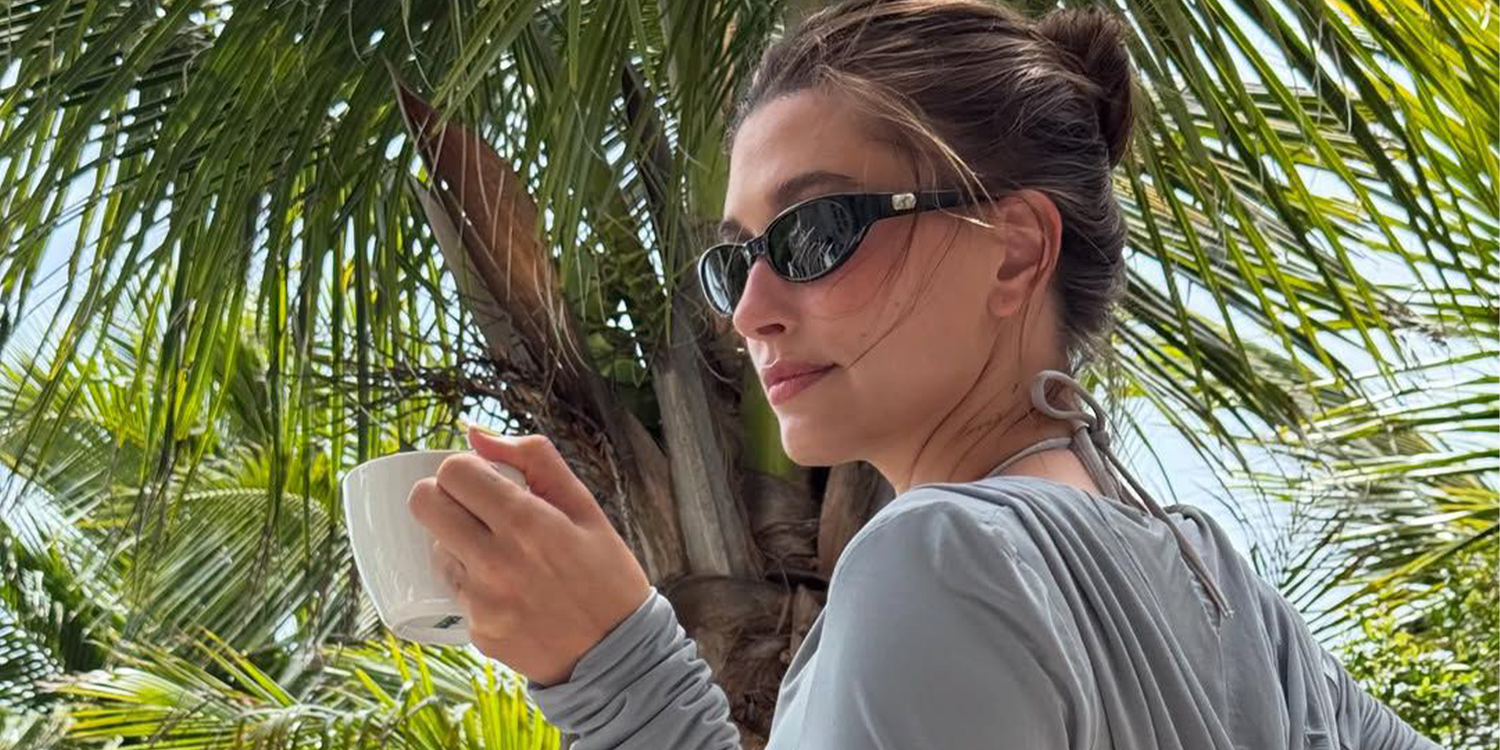 How to Wear Summer’s Beachy “Dolphin Girl” Trend