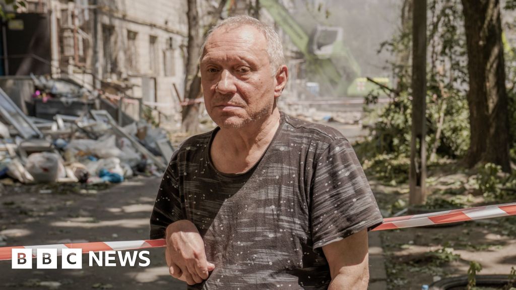 One night in Kyiv, after terror, the search for the dead goes forward
