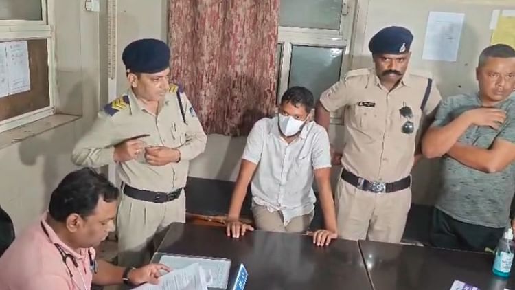 The Court Handed Over Lokendra Tomar To Shillong Police On Three-day Transit Remand – Gwalior News