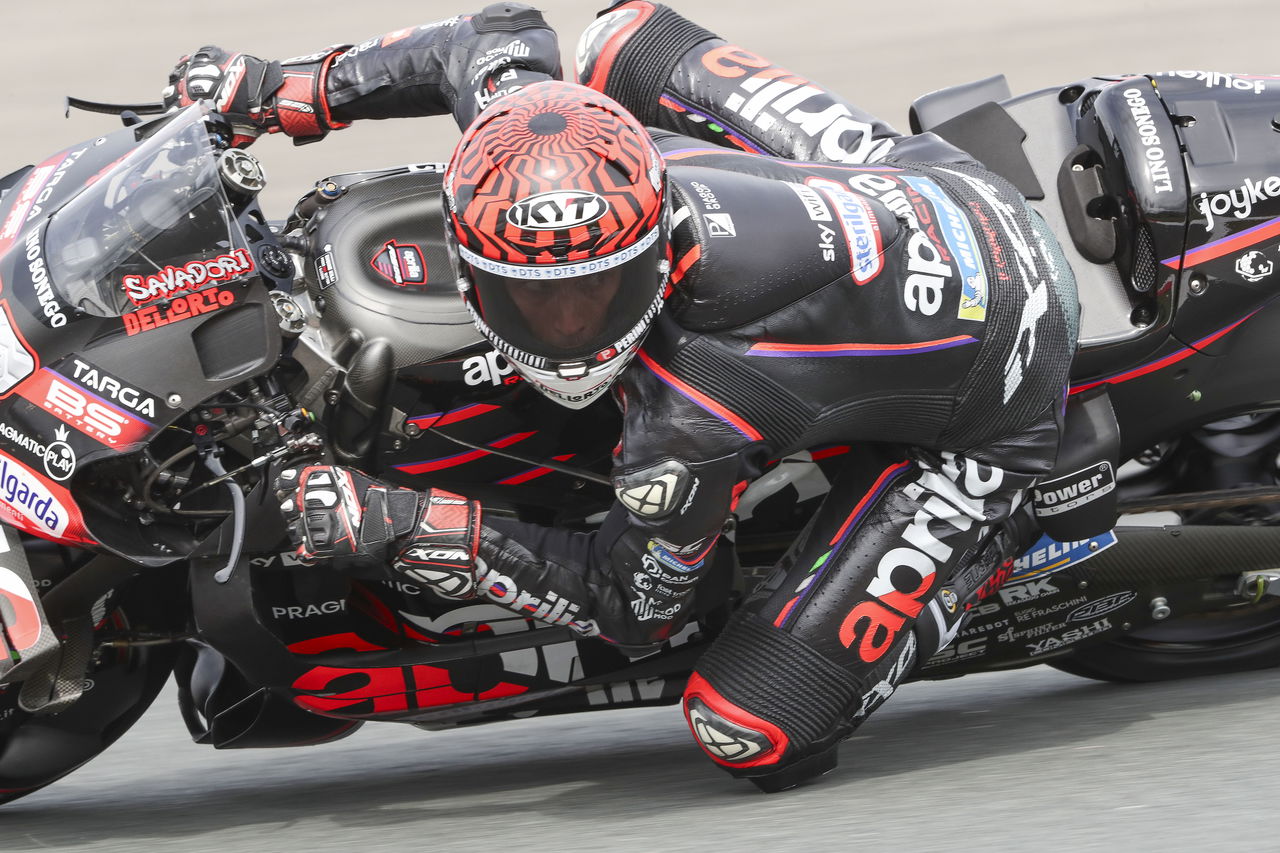 Penalty robs one rider of best MotoGP sprint result of 2025