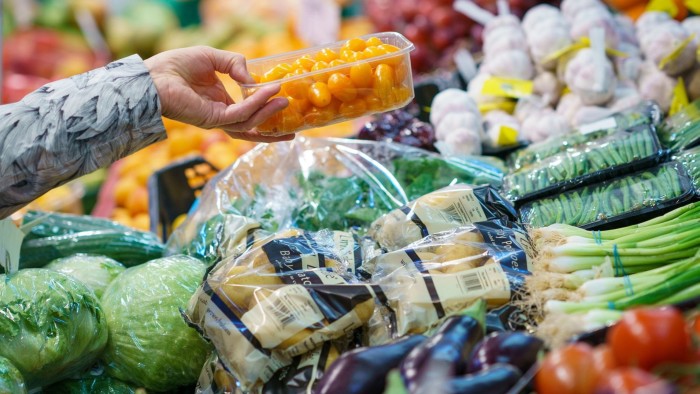Dry weather pushes up UK food inflation as harvests suffer