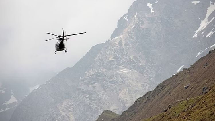 Kedarnath Helicopter Crash: गौरीकुंड में बड़ा हादसा, केदारनाथ धाम से फाटा आ रहा हेलिकॉप्टर क्रैश; पांच की मौत