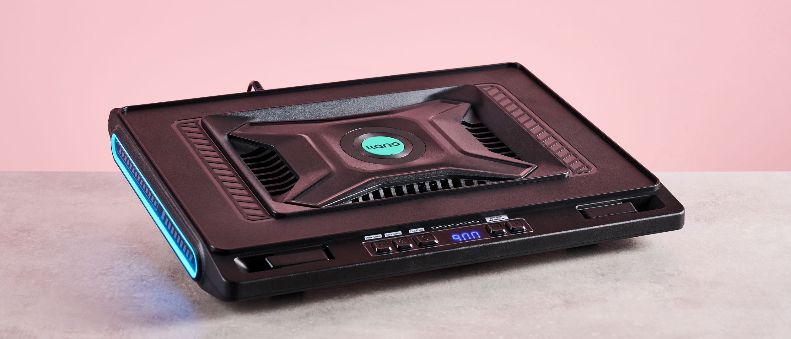 Llano V10 Gaming Laptop Cooling Pad review: freezing cold performance squeezed by its even more powerful and much cheaper rivals