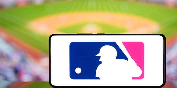 A’s Reinstate Michael Kelly After Gambling Suspension