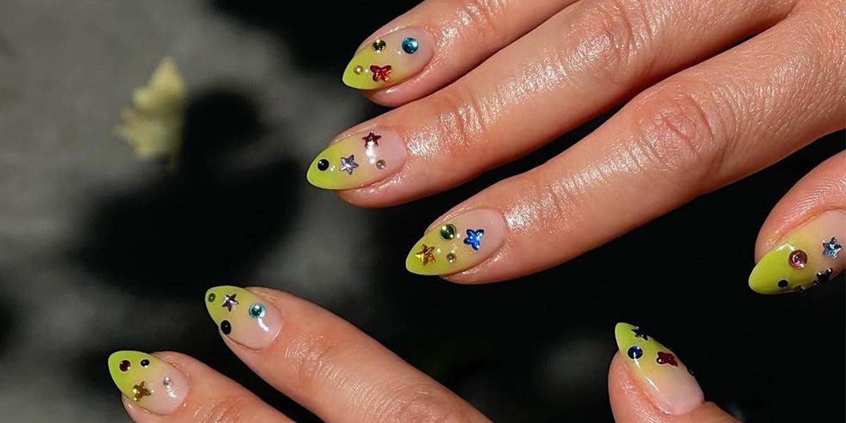 20 Ombré French Manicures That Reinvigorate the Classic Look