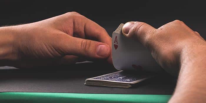 Former NFL Running Back Loses His Temper over a Poker Game
