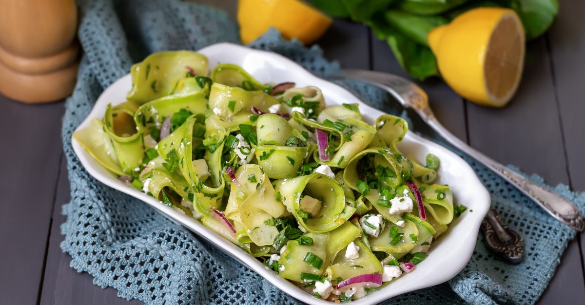 How to Make and Adapt the Viral Carrot Ribbon Salad at Home