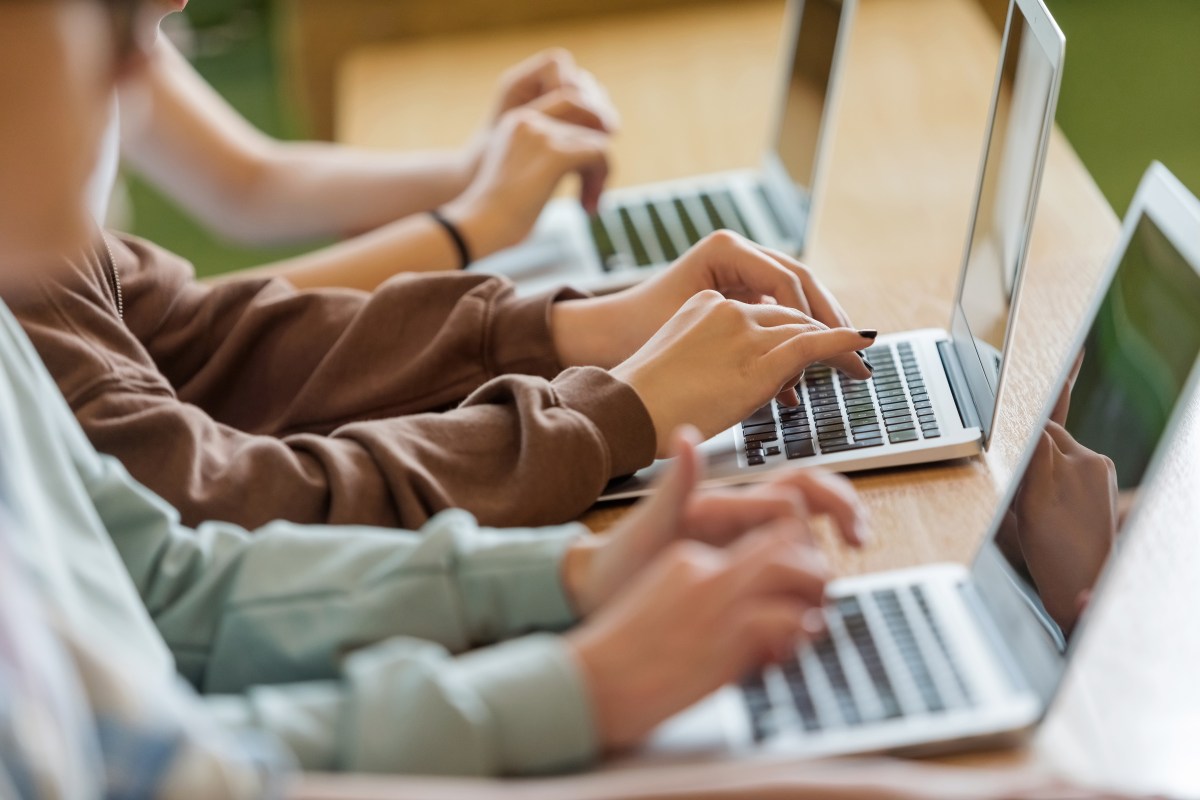Google hugs AI in class with new Gemini equipment for teachers, chatbots for students, and more