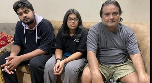 Poet Gopaldas Neeraj’s Son’s Family Stuck In Georgia Returned Home Safely – Amar Ujala Hindi News Live