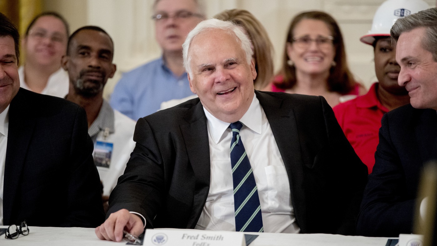 FedEx founder Fred Smith, who revolutionized package delivery, dies at 80 : NPR