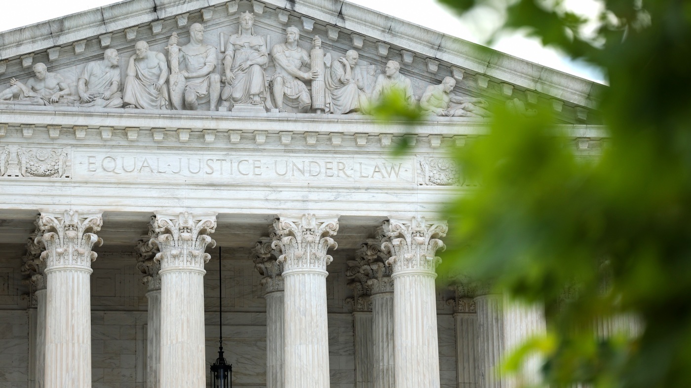 Supreme Court postpones Louisiana redistricting case to next term : NPR