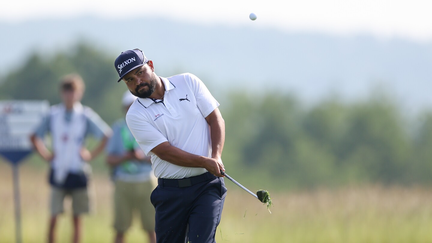 J.J. Spaun leads U.S. Open after day of wild shots and shocking scores