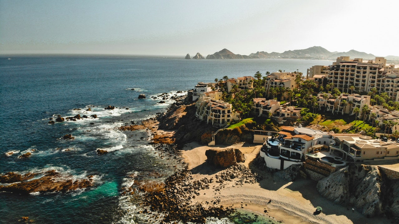 How to Throw a Perfect Bachelorette Party in Cabo