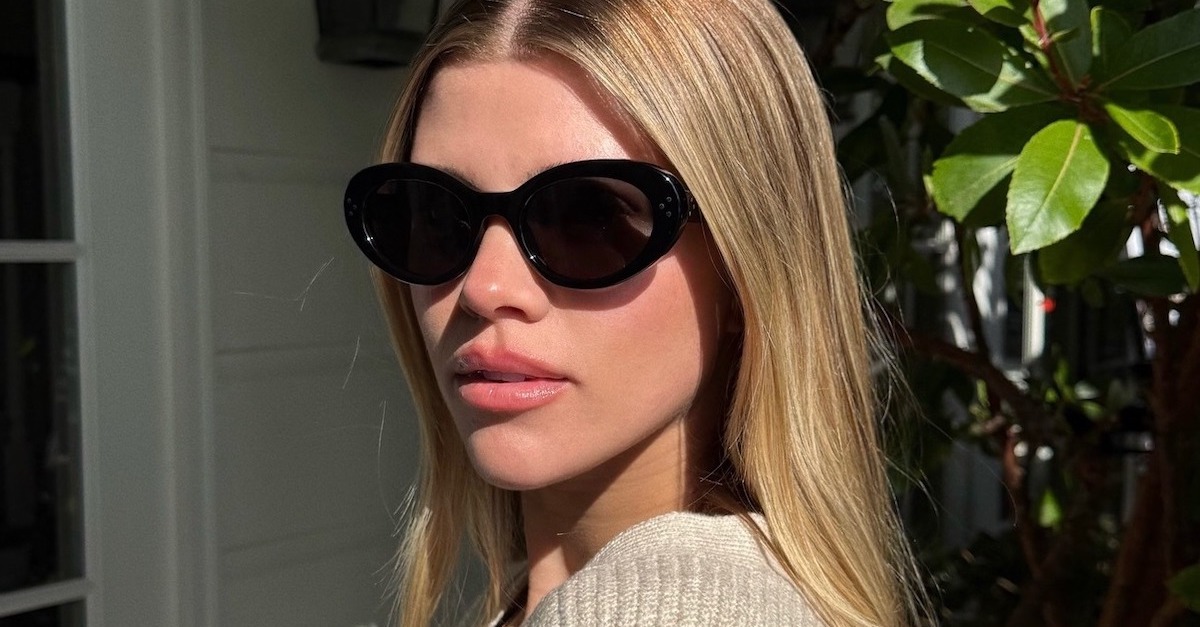 *This* Is Sofia Richie Grainge’s Go-To Lip Combo