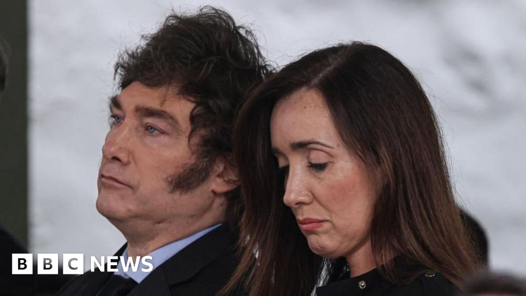 Argentina’s Miley told ‘Bade Up’ by VP in public spat on pension