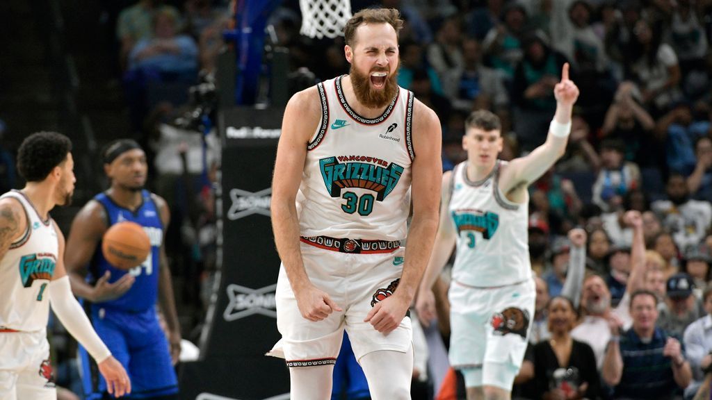 Grizzlies trade veteran center Jay Huff to Pacers