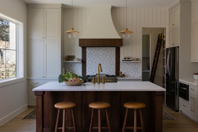 Open Floor Plan With a Pantry